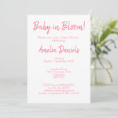 Pink Floral Baby in Bloom Baby Dusche Einladung (Stehend Vorderseite)