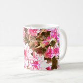Pink Floral Bloom Pattern – Soft Botanical Design Kaffeetasse (VorderseiteRechts)