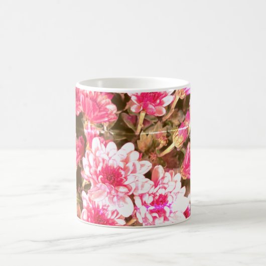 Pink Floral Bloom Pattern – Soft Botanical Design Kaffeetasse (Mittel)
