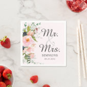 Pink Floral Bouquet Mr. & Mrs. Wedding Reception Serviette (Beispiel)