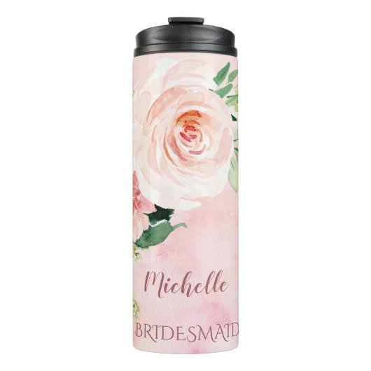 Pink Floral Bridesmaid mit Namen Thermosbecher (Vorderseite)