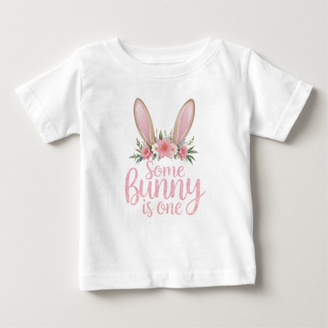 Pink Floral Bunny First Birthday Girl Shirt (Vorderseite)