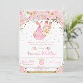 Pink Floral Bunny Stork Bundle Girl Baby Dusche Einladung (Stehend Vorderseite)
