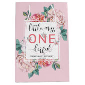 Pink Floral Erster Geburtstag Mittlere Geschenktüte (Vorderseite)