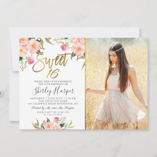 Pink Floral Gold Script Sweet 16 Birthday Foto Einladung (Vorderseite)