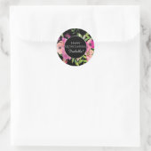 Pink Floral Green Blätter Black Happy Quinceañera Runder Aufkleber (Tasche)