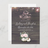 Pink Floral Pumpkin Rustikaler Fall Save the Date Ankündigungspostkarte (Vorne/Hinten)