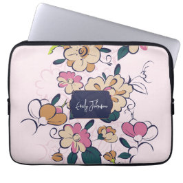 Pink Floral Soft Custom Name Pastel Flower Design Laptopschutzhülle