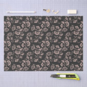 Pink Floral Vine Pattern on Dark Gray Seidenpapier (Handwerk)