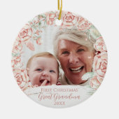 Pink Floral Wreath Große Oma Erstes Weihnachtsfest Keramik Ornament (Vorne)