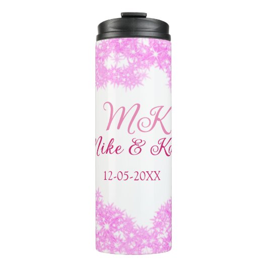 Pink fügen Sie Pärchennamen Datum monogramm Glitze Thermosbecher (Vorderseite)