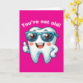 Pink Funny Tooth Geburtstag Karte (Gelbe Blume)