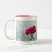 Pink Geranium Floral Fotografie Tasse (Links)