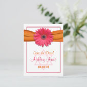 Pink Gerber Daisy Bat Mitzvah Save the Date Ankündigungspostkarte (Stehend Vorderseite)