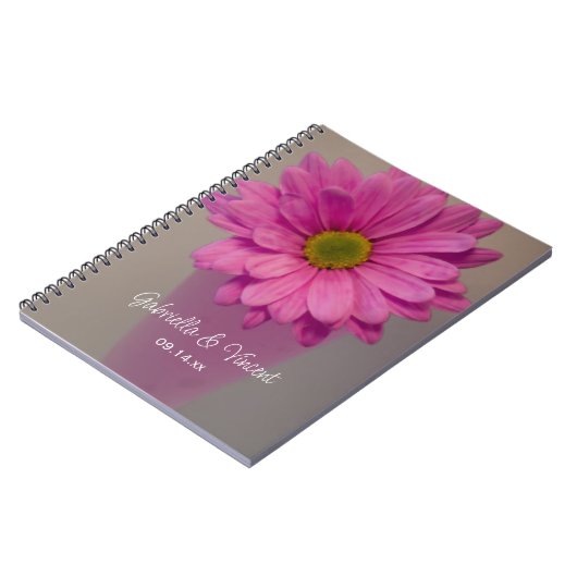 Pink Gerber Daisy in Vase Wedding Notizblock (Linke Seite)