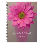 Pink Gerber Daisy in Vase Wedding Notizblock (Vorderseite)