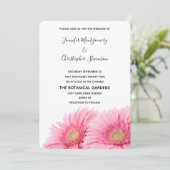 Pink Gerbera Daisies Elegantes Foto Hochzeit Einladung (Stehend Vorderseite)