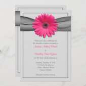 Pink Gerbera Daisy Silver Gray Ribbon Einladung (Vorne/Hinten)