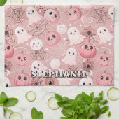 Pink Ghosts & Pumpkins Whimsisches Halloween Geschirrtuch (Gefaltet)
