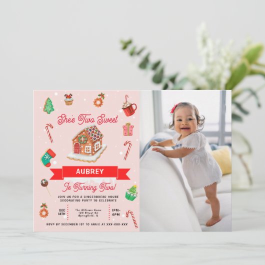 Pink Gingerbrett Weihnachten Einladung (Stehend Vorderseite)