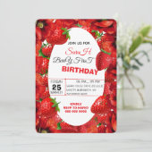 Pink Gingham Berry Erster Geburtstag Einladung Tem (Stehend Vorderseite)