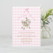 Pink Gingham Bunny Baby Shower Grandmillennial  Einladung (Stehend Vorderseite)