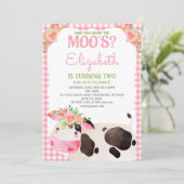 Pink Gingham Farm Animals Girl Birthday Barnyard Einladung (Stehend Vorderseite)