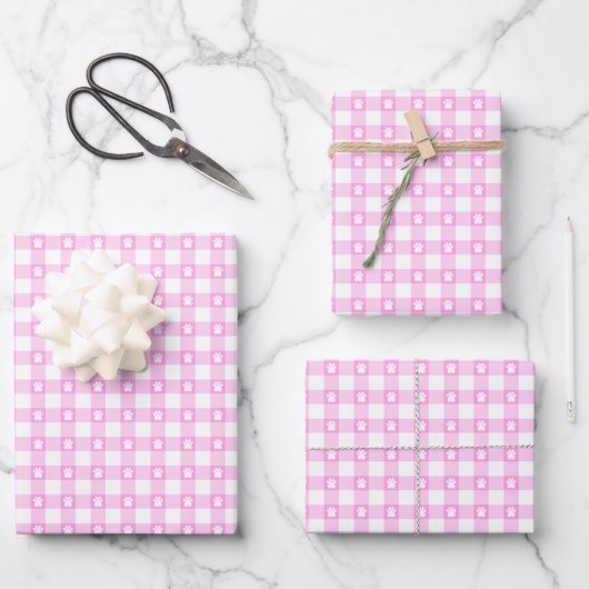 Pink Gingham mit Paw Prints Wrapping Paper Geschenkpapier Set (Vorderseite)