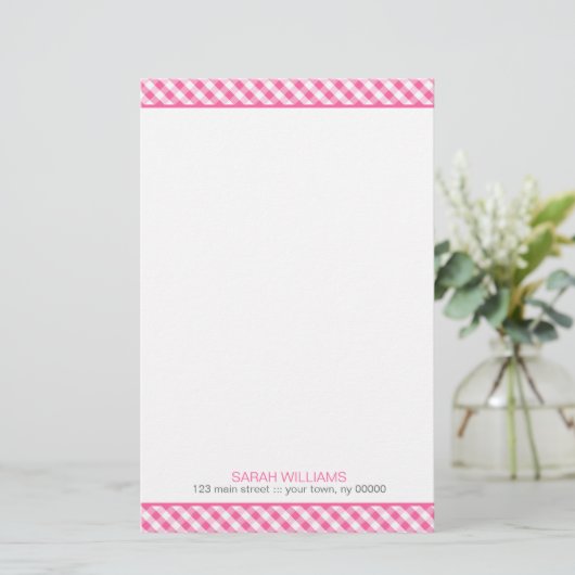 Pink Gingham Pattern Briefpapier (Stehend Vorderseite)
