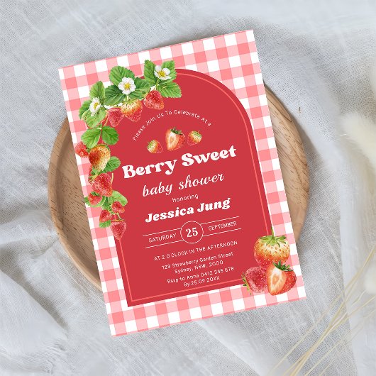 Pink Gingham Strawberry Baby Dusche Party Einladung