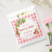 Pink Gingham Strawberry Birthday Geschenktütchen (Versiegelt)