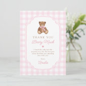 Pink Gingham Teddy Bear Beary First Birthday Dankeskarte (Stehend Vorderseite)