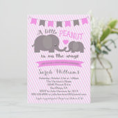 Pink Girl Elephant Peanut Baby Dusche Einladung (Stehend Vorderseite)