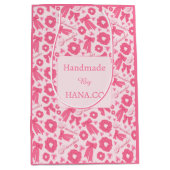 Pink Girly Scrunchies Pattern Cute Hair Accessory  Mittlere Geschenktüte (Vorderseite)