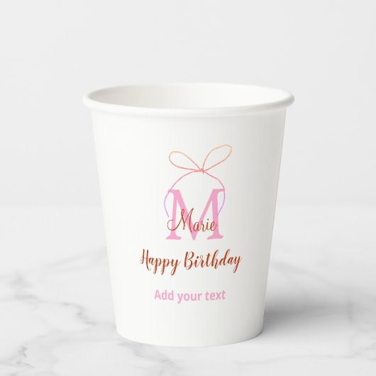 Pink glitter bow add name letter monogram birthday pappbecher (Rückseite)