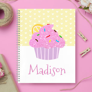 Pink Glitter Cupcake Weiße Herzen auf Gelb Name Notizblock