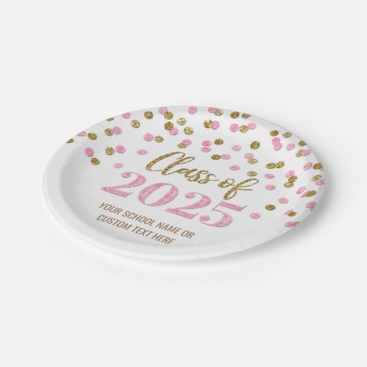 Pink Gold Confetti Abschluss 2025 Pappteller (Schrägansicht)