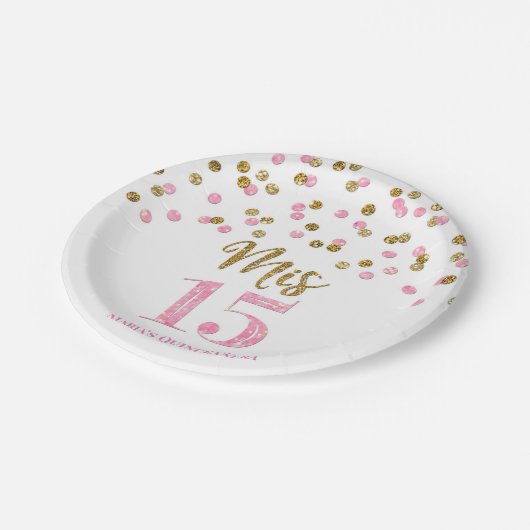 Pink Gold Confetti Mis 15 Quinceanera Pappteller (Schrägansicht)