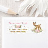 Pink Gold Floral Deer Babydusche Etikett (Insitu)