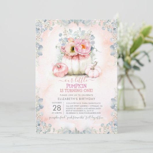 Pink Gold Little Pumpkin Niedlich Herbst Geburtsta Einladung (Stehend Vorderseite)