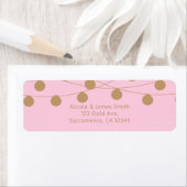 Pink & Gold Moderne String Lights Chic Einladung (Insitu)