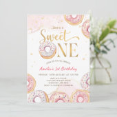 Pink Gold Sweet One Donuts Einladung zum 1. Geburt (Stehend Vorderseite)