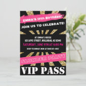 Pink & Gold VIP PASS Girls Sleepover Teenager Girl Einladung (Stehend Vorderseite)