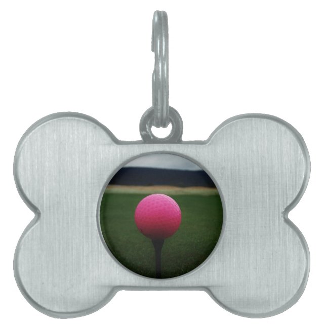 Pink Golf Ball auf dem Golfplatz Tiermarke (Vorderseite)