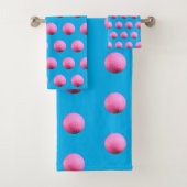 Pink Golf Ball Badetuch Set (Insitu)