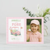 Pink Golfing 4th Birthday Photo Einladung (Stehend Vorderseite)