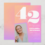 Pink Gradient Retro Foto 42. Geburtstag Einladung (Vorne/Hinten)