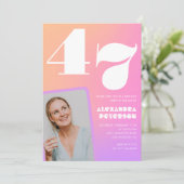 Pink Gradient Retro Foto 47. Geburtstag Einladung (Stehend Vorderseite)