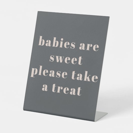 Pink Gray Boho Typografie Baby Shower Gefallen Sockelschild (Vorderseite)