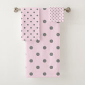 PINK GRAY SPOT BADEZIMMER TOWEL SET (Insitu)